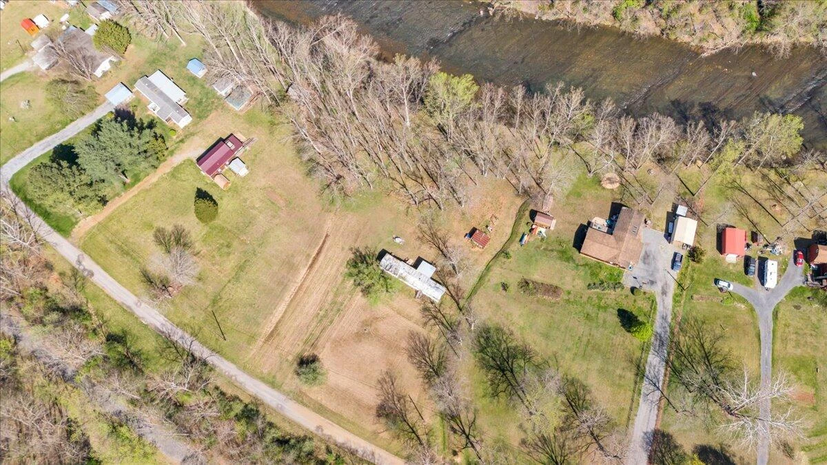 706 Dunbrack CIR - Photo 4