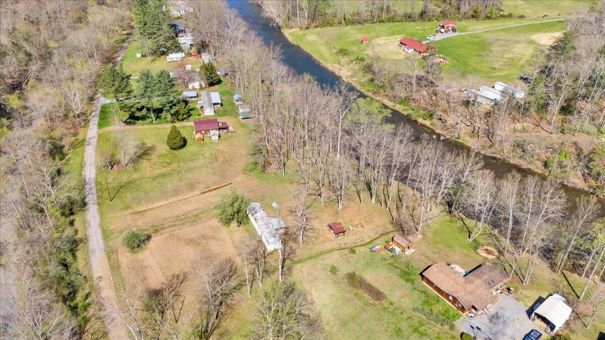 706 Dunbrack CIR - Photo 5