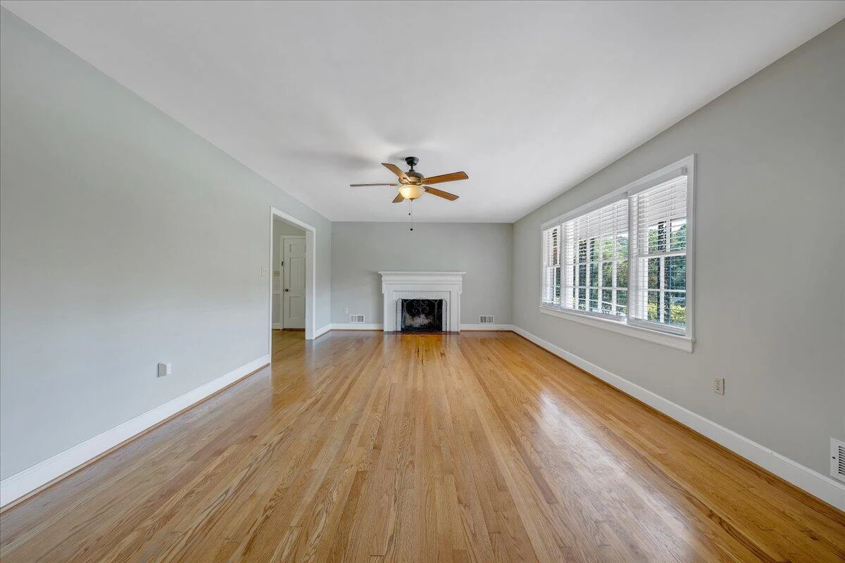 3579 Hartland RD - Photo 14