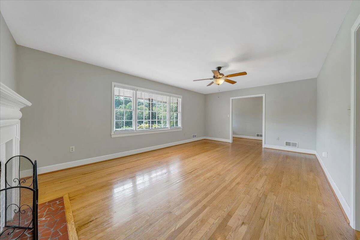 3579 Hartland RD - Photo 17