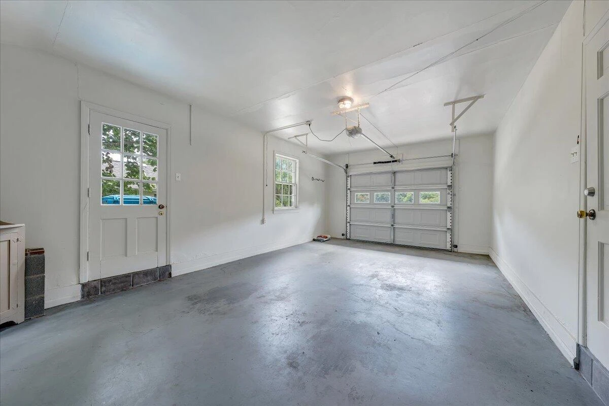 3579 Hartland RD - Photo 20