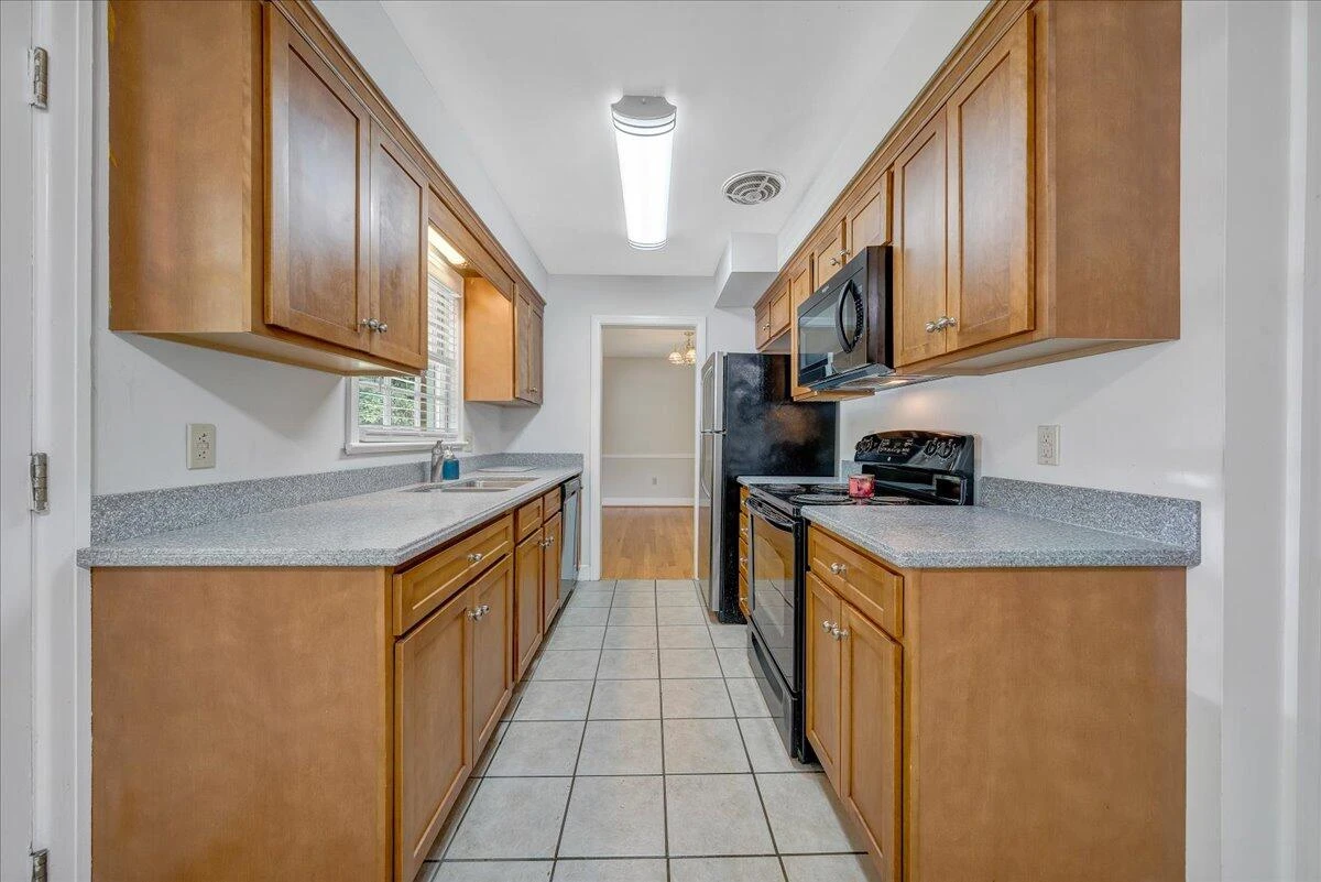 3579 Hartland RD - Photo 25