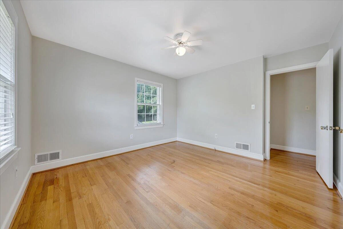 3579 Hartland RD - Photo 8