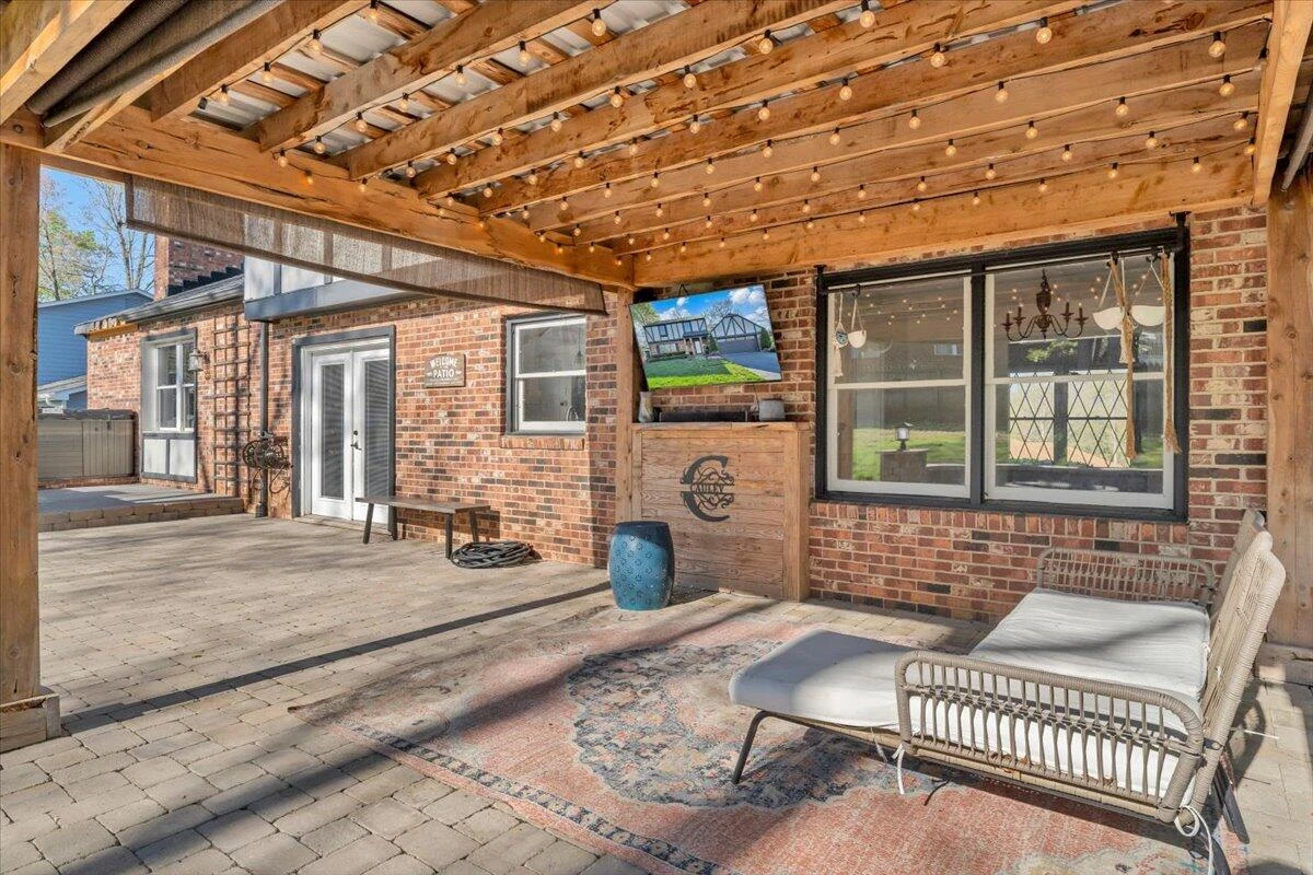 229 Queen Regent CT - Photo 51