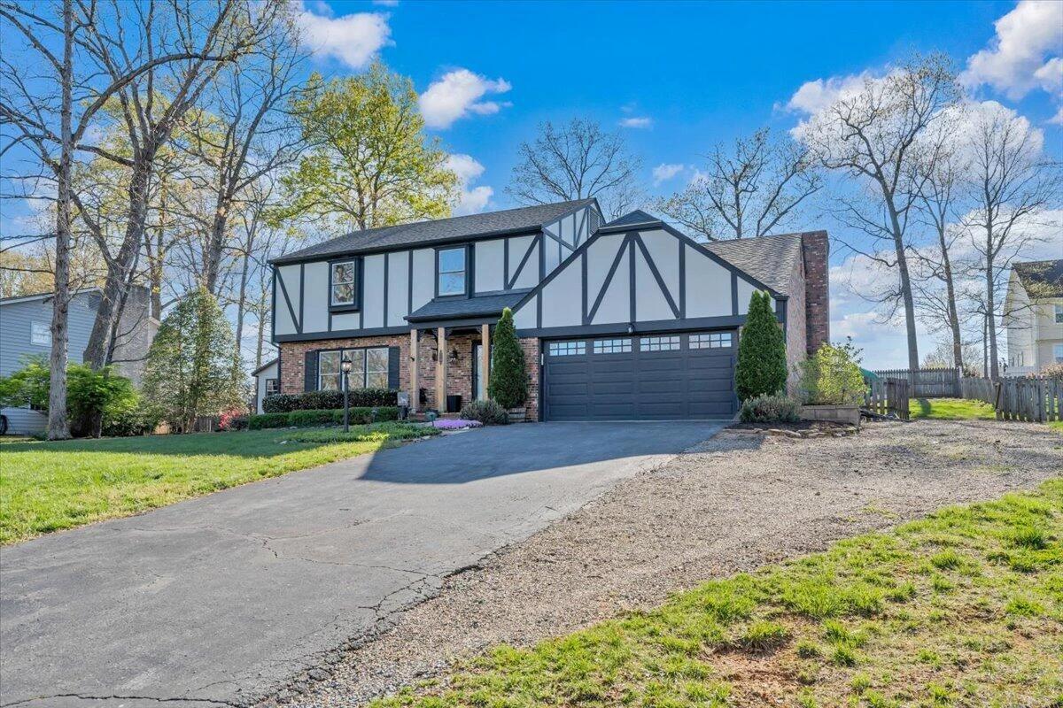 229 Queen Regent CT - Photo 63