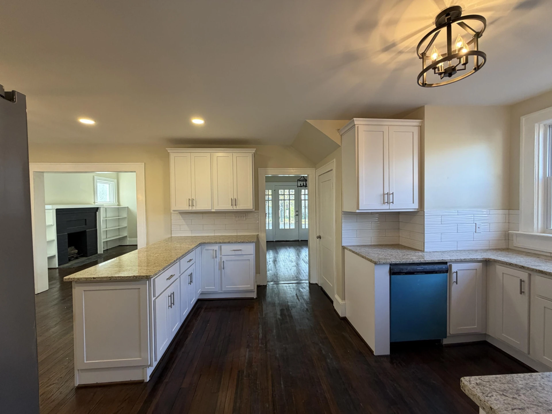 1605 Westover AVE SW - Photo 11