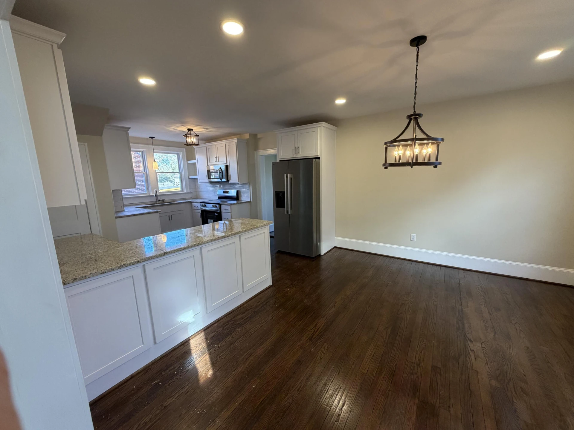 1605 Westover AVE SW - Photo 8