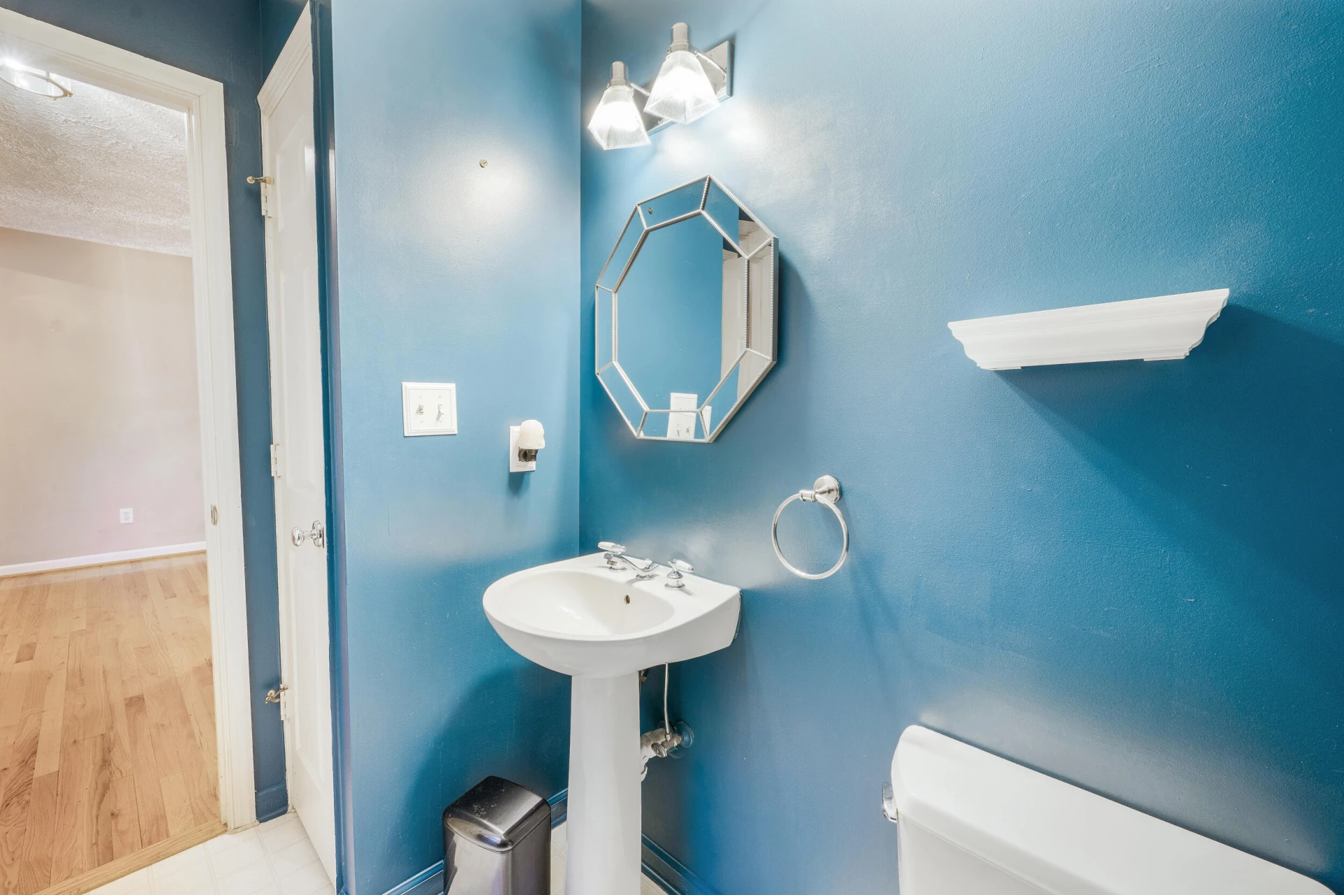 201 Mallard DR - Photo 12
