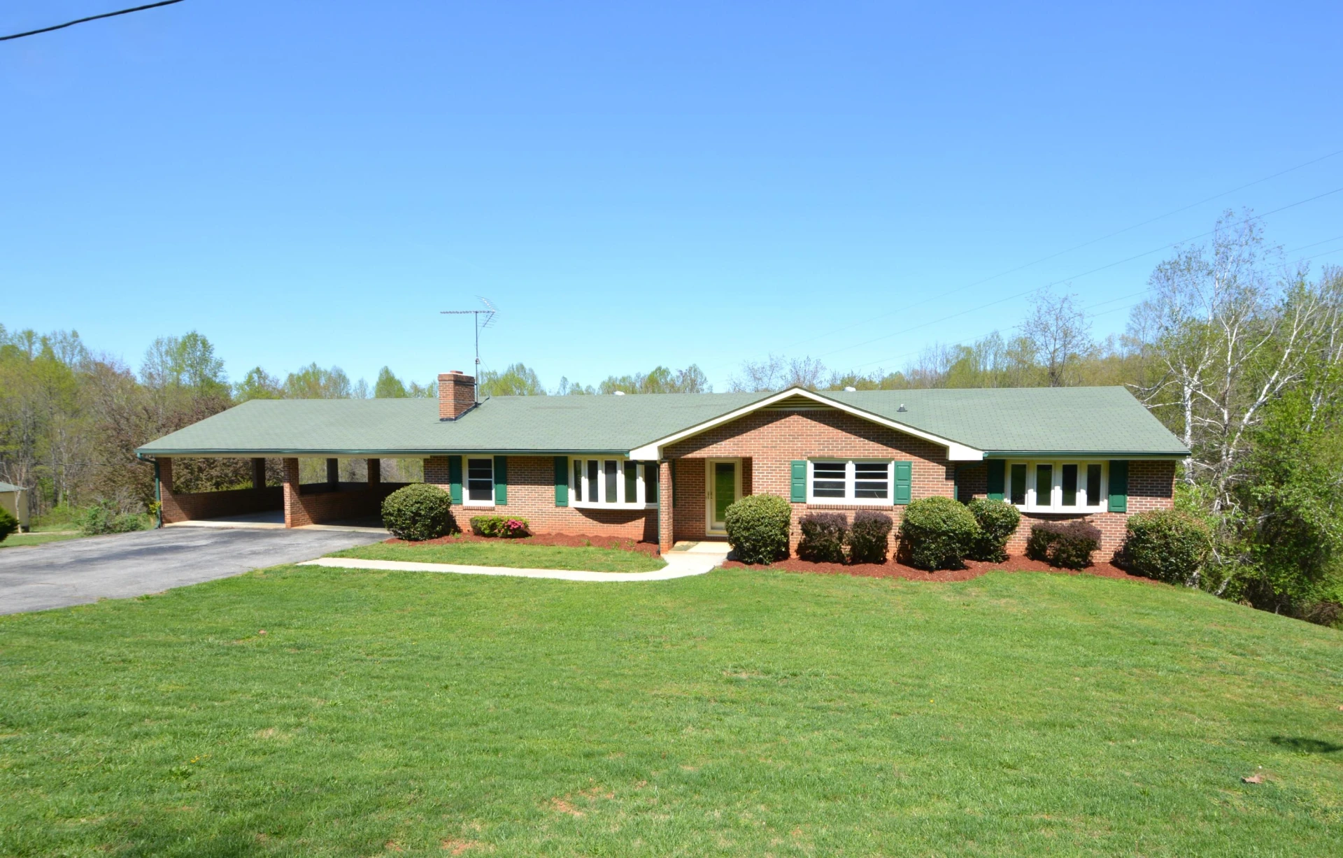 2335 Pleasant Hill RD - Photo 2