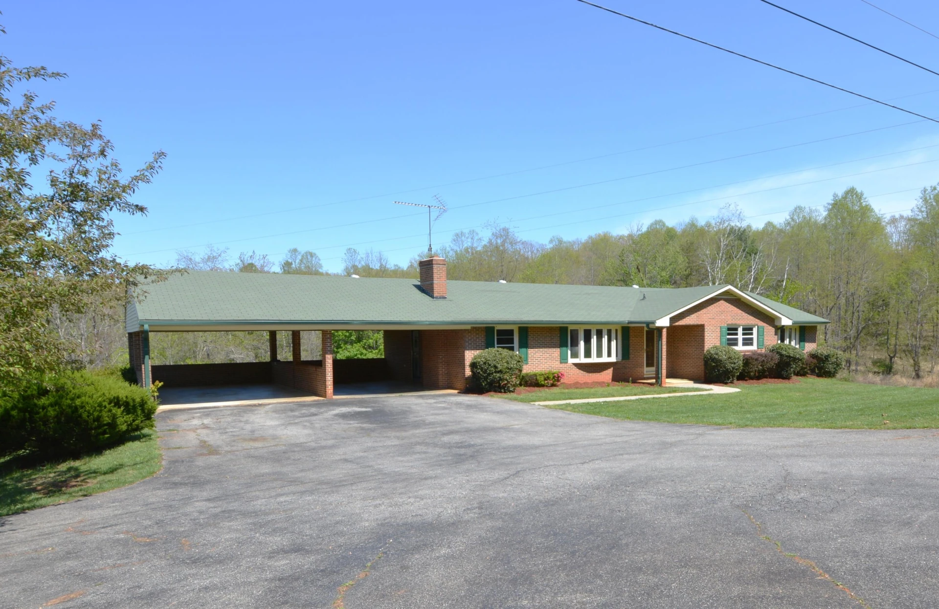 2335 Pleasant Hill RD - Photo 4