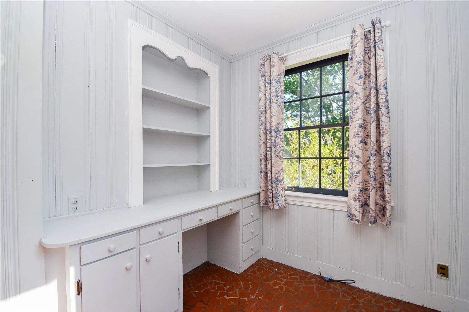 3424 Greenland AVE NW - Photo 12