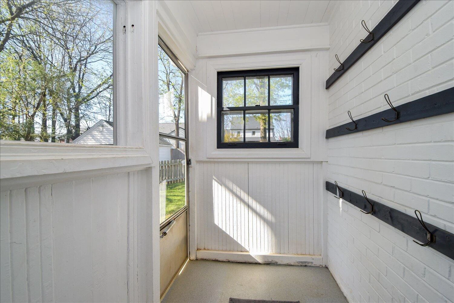 3424 Greenland AVE NW - Photo 14
