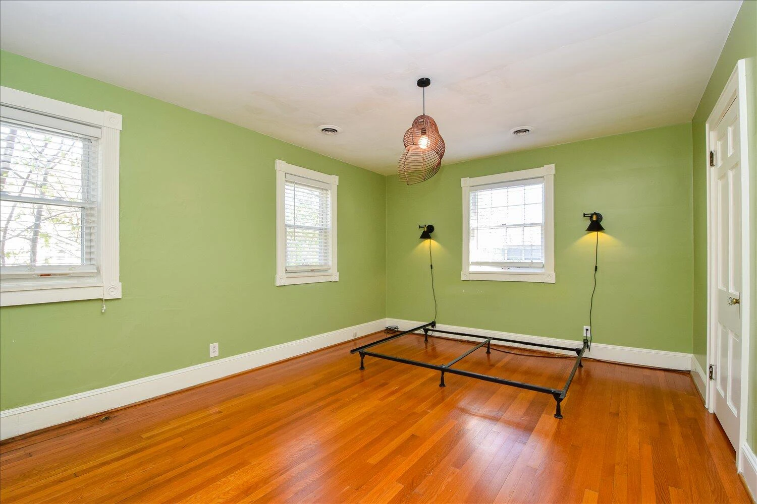 3424 Greenland AVE NW - Photo 16