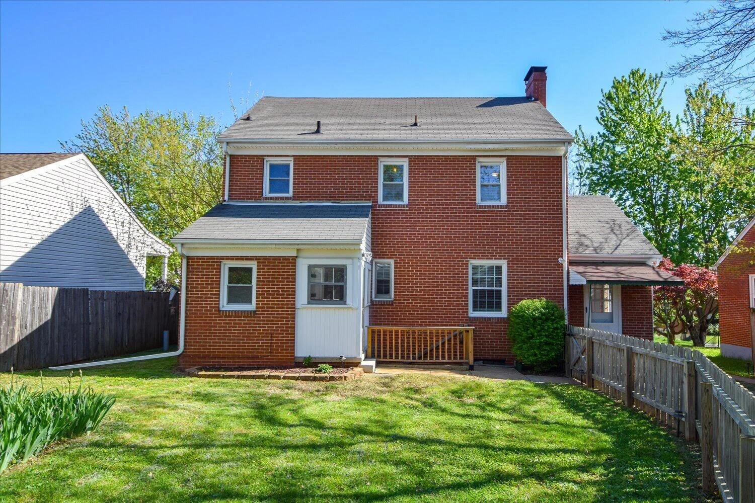 3424 Greenland AVE NW - Photo 33