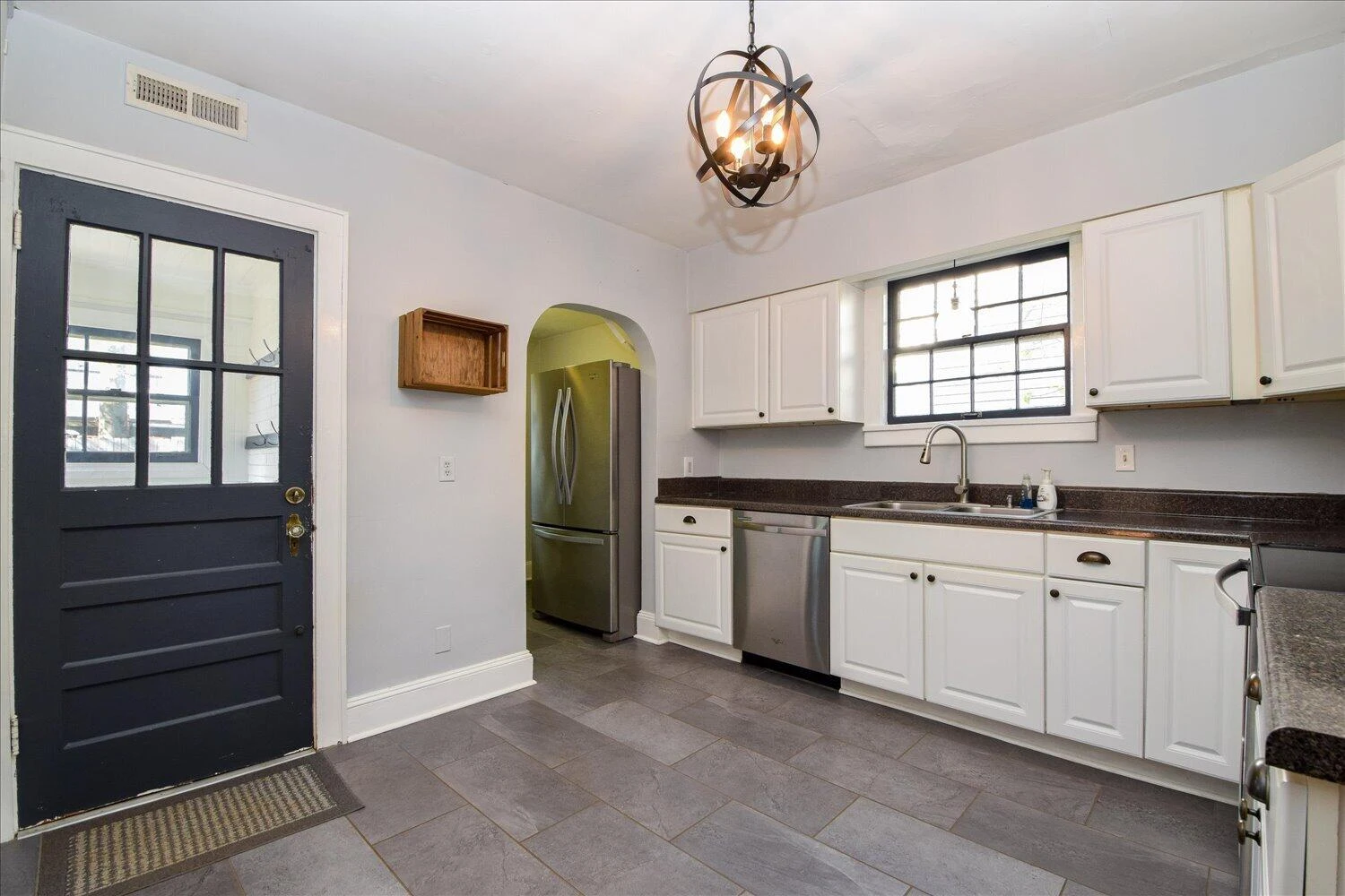 3424 Greenland AVE NW - Photo 6