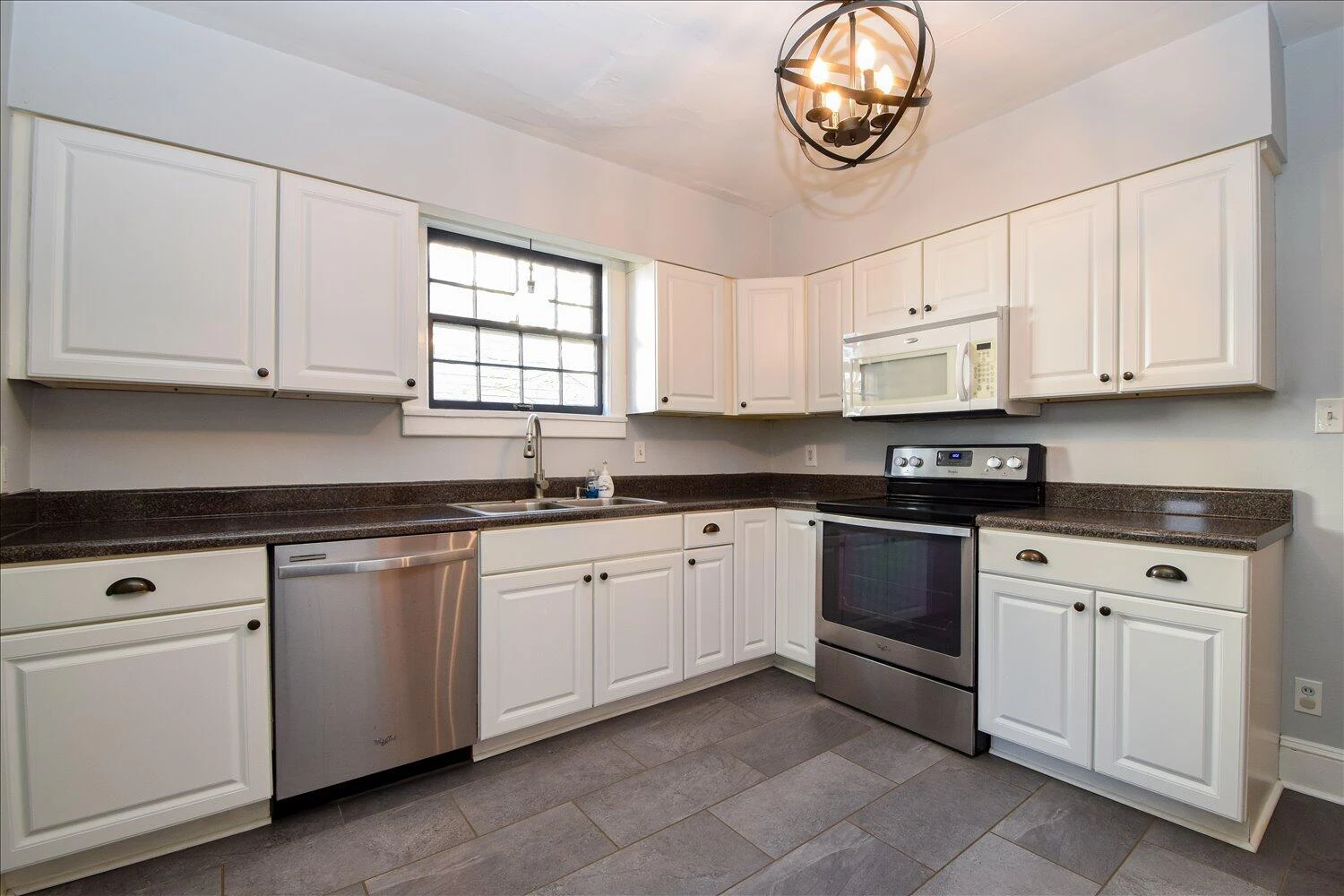 3424 Greenland AVE NW - Photo 7