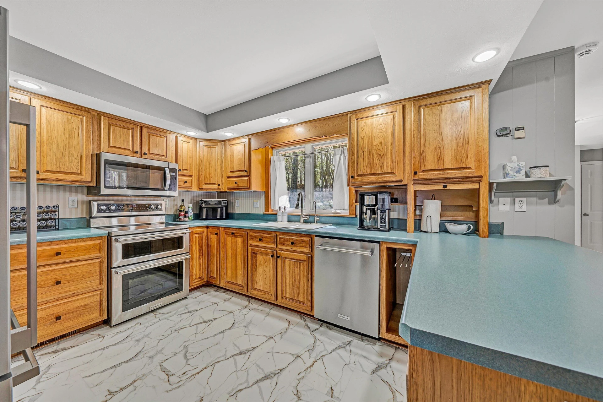 2283 FRANKLIN ST - Photo 16