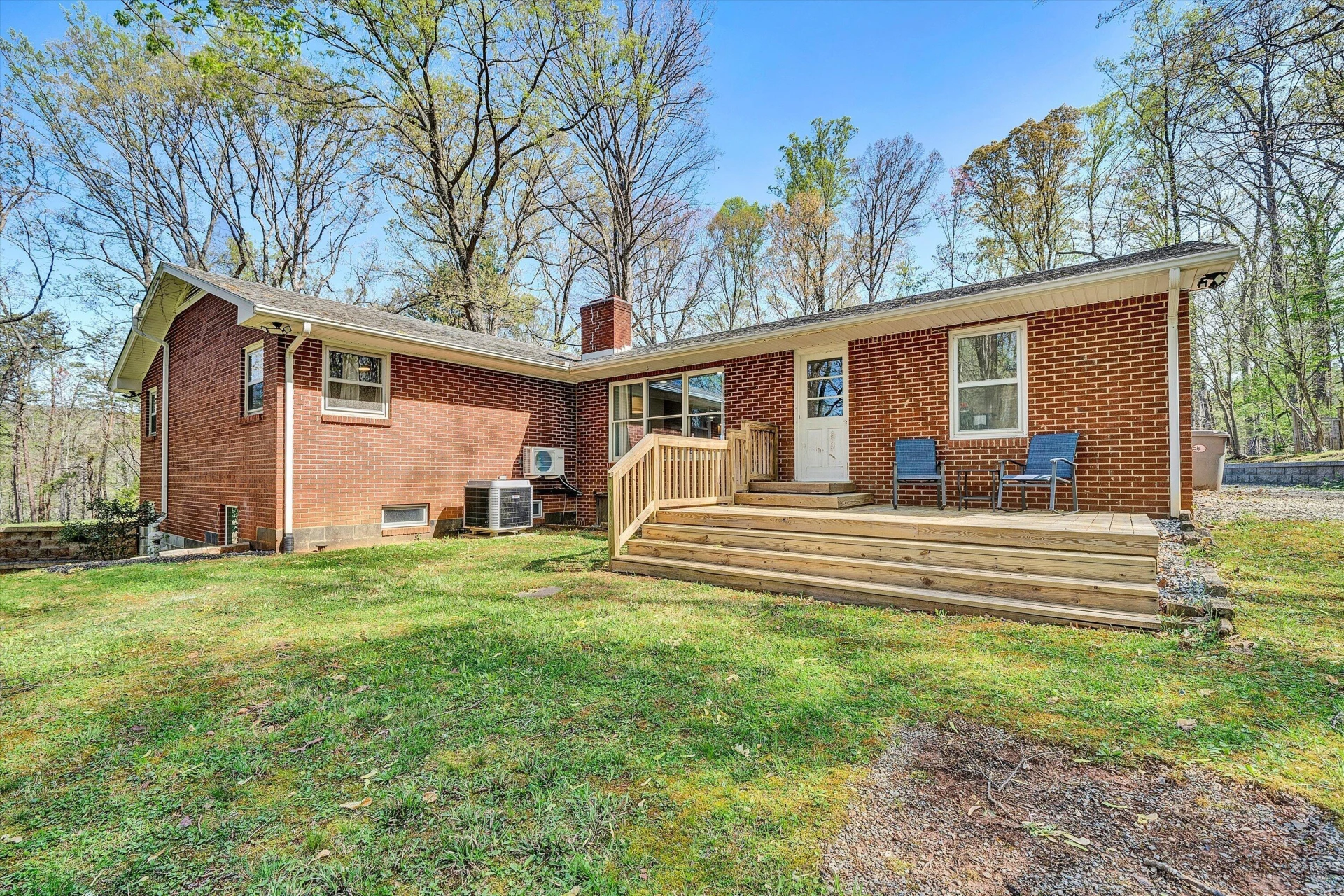 2283 FRANKLIN ST - Photo 5