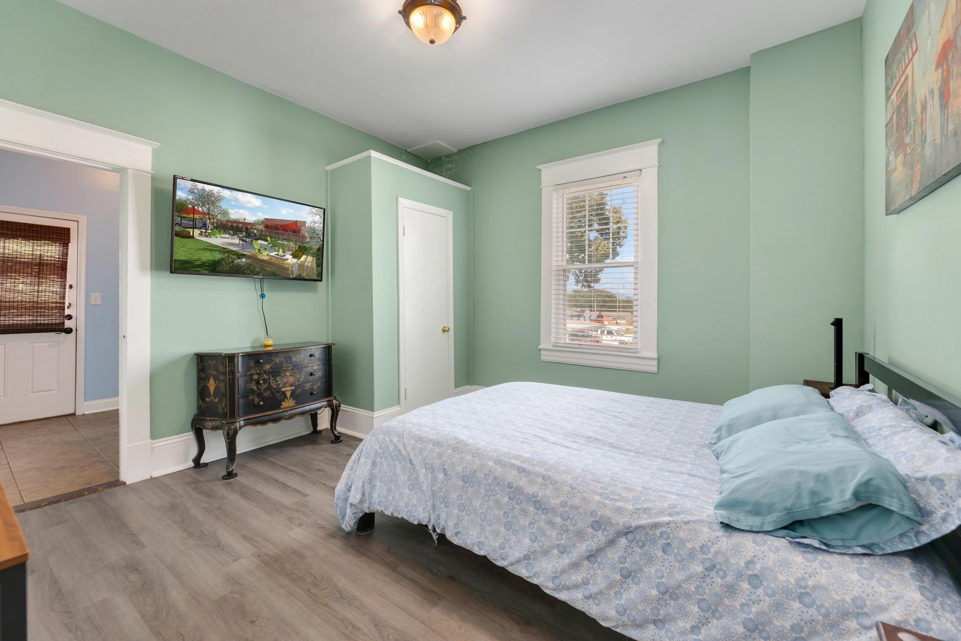 1138 Montrose AVE SE - Photo 13
