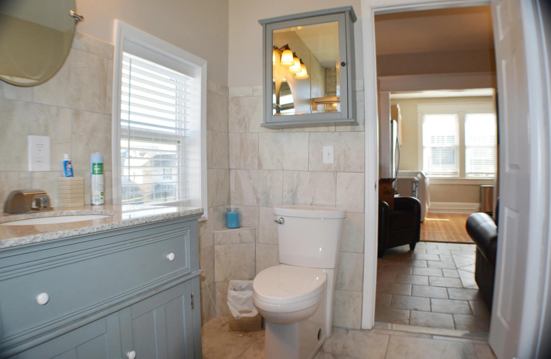 1138 Montrose AVE SE - Photo 18