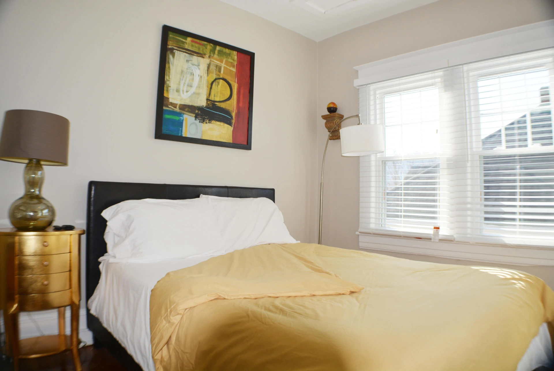 1138 Montrose AVE SE - Photo 21