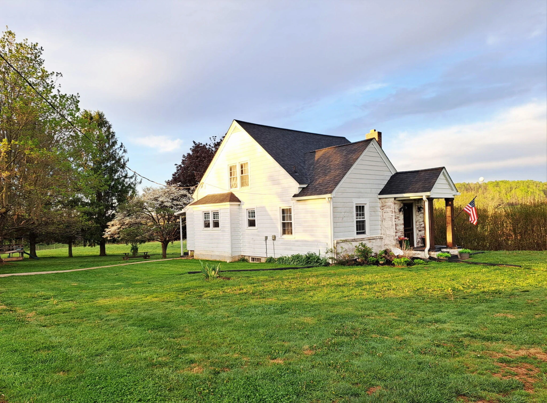 2021 Coles Knob RD NE - Photo 3