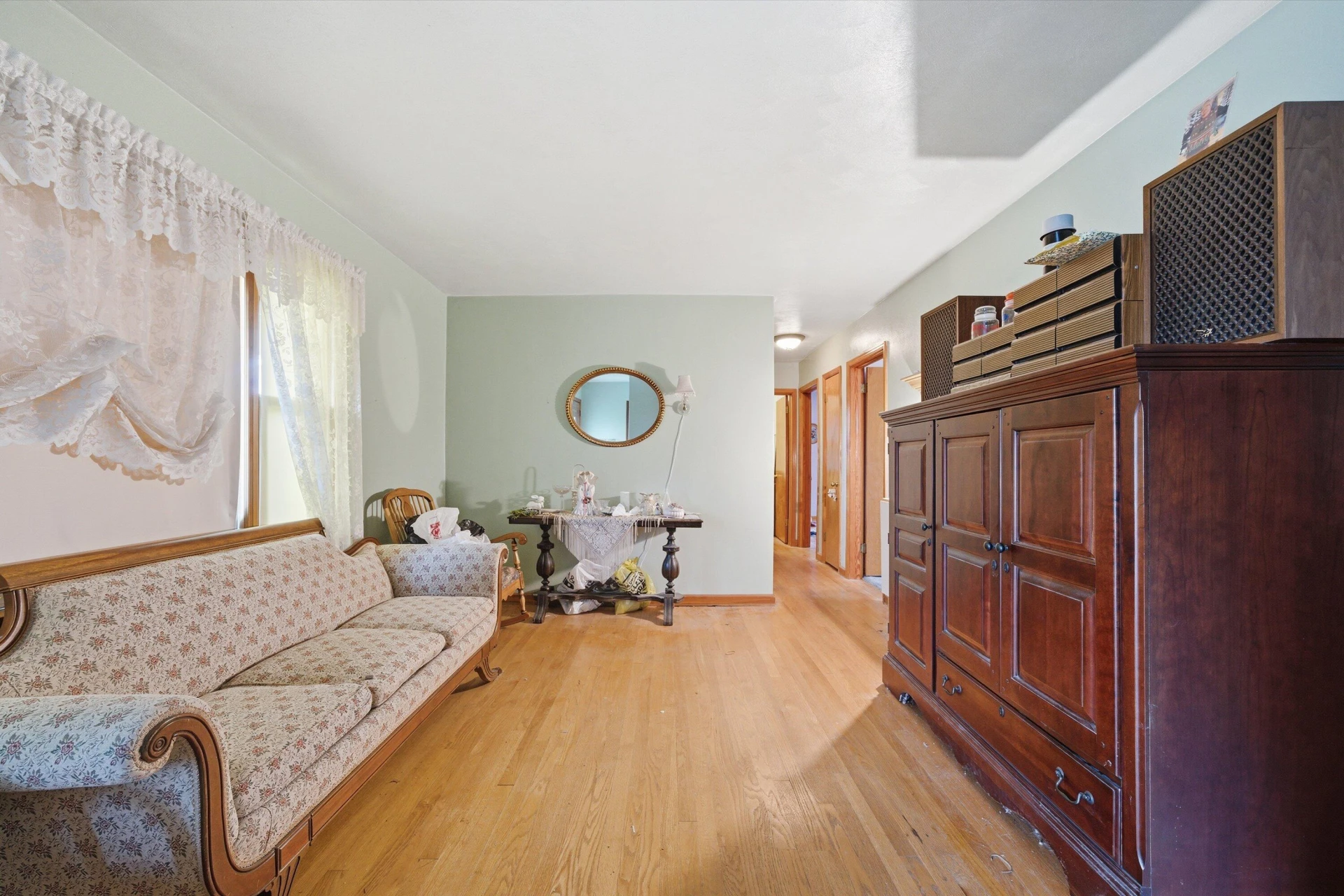 5011 Victoria ST NW - Photo 7