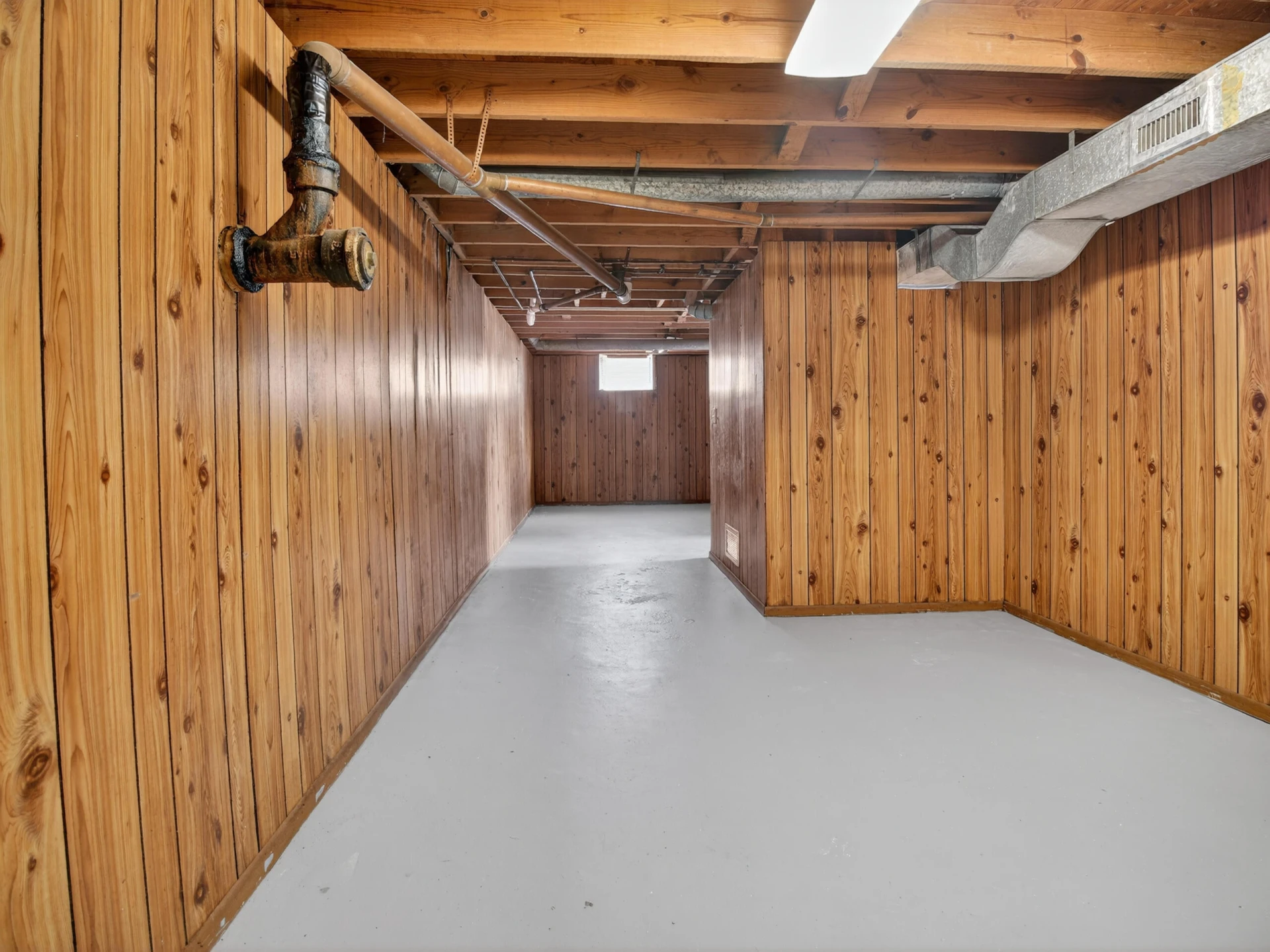 2001 Purcell AVE NE - Photo 16
