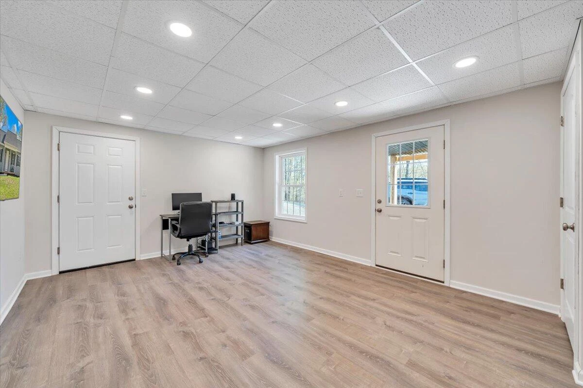 101 Charmwood CIR - Photo 24