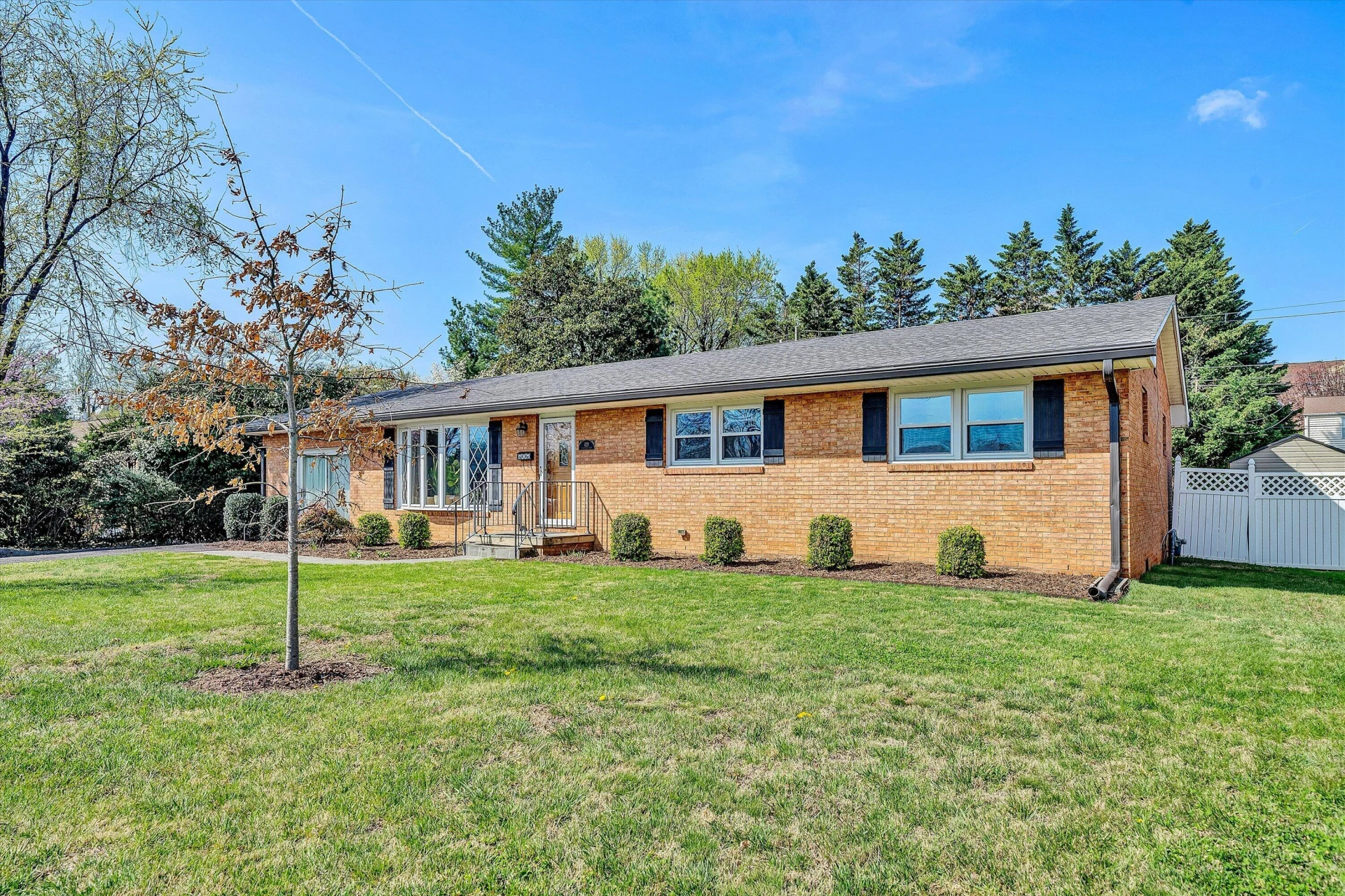 429 Highfield RD - Photo 5