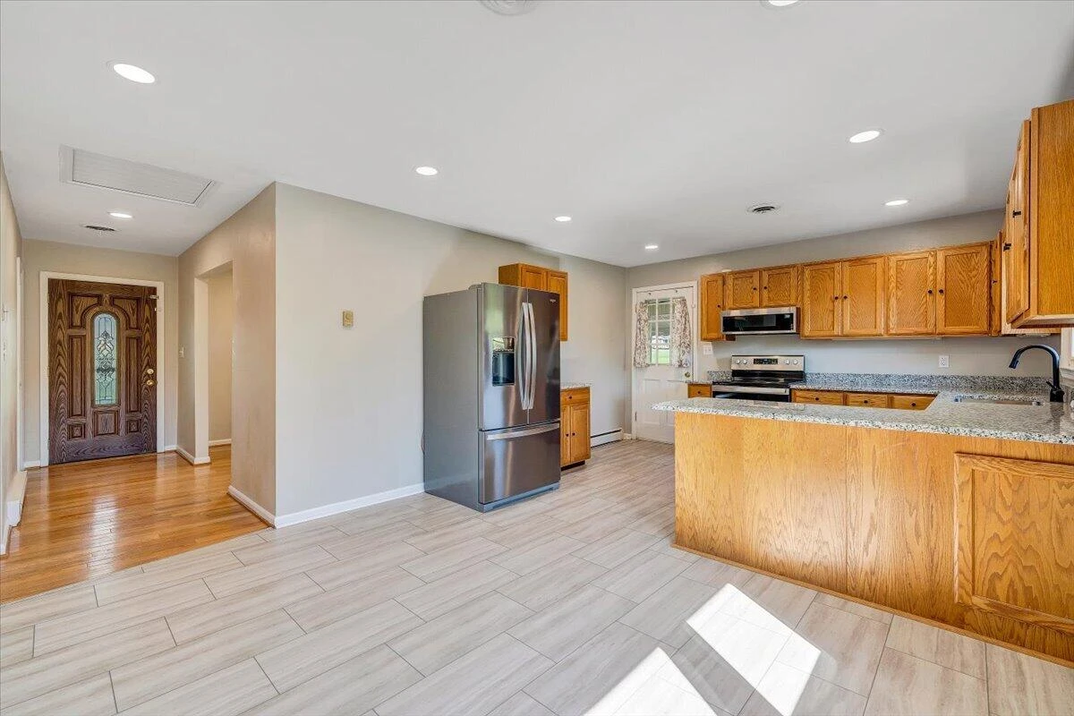 930 Farmington RD - Photo 16