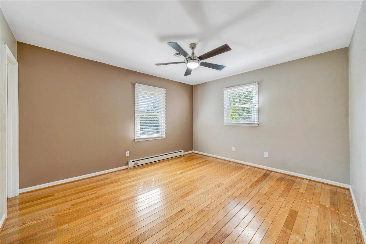 930 Farmington RD - Photo 22