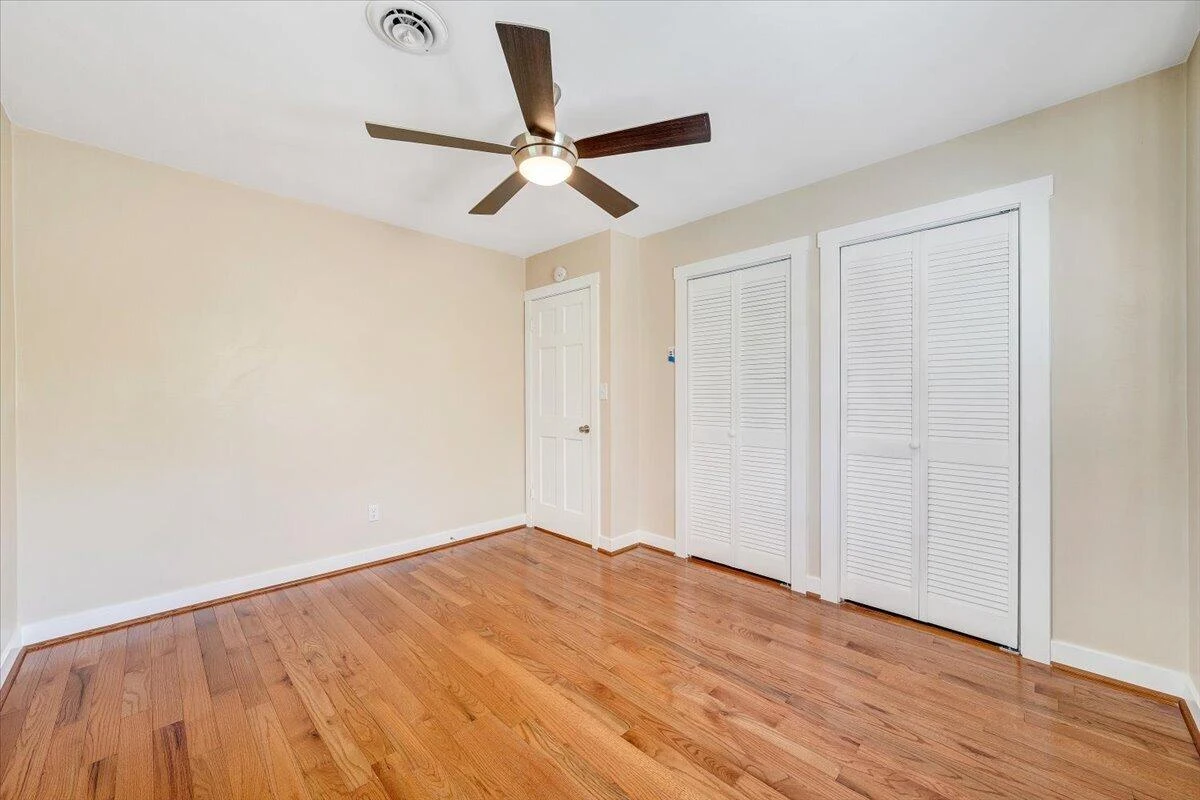 930 Farmington RD - Photo 29