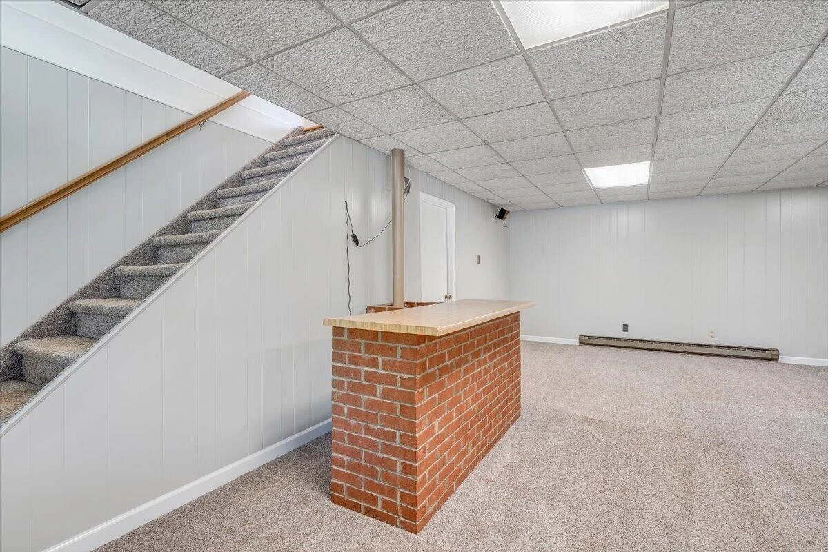 930 Farmington RD - Photo 41