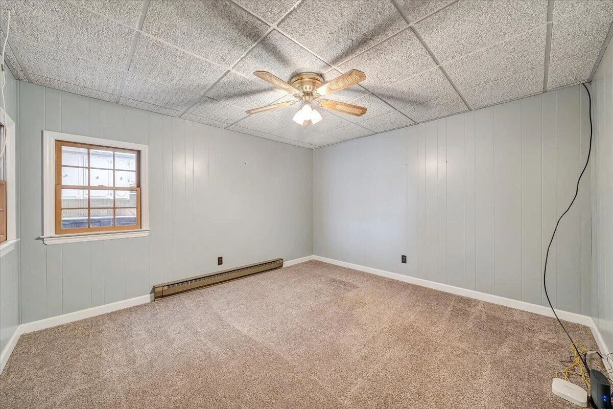 930 Farmington RD - Photo 42