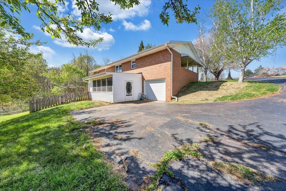 930 Farmington RD - Photo 58