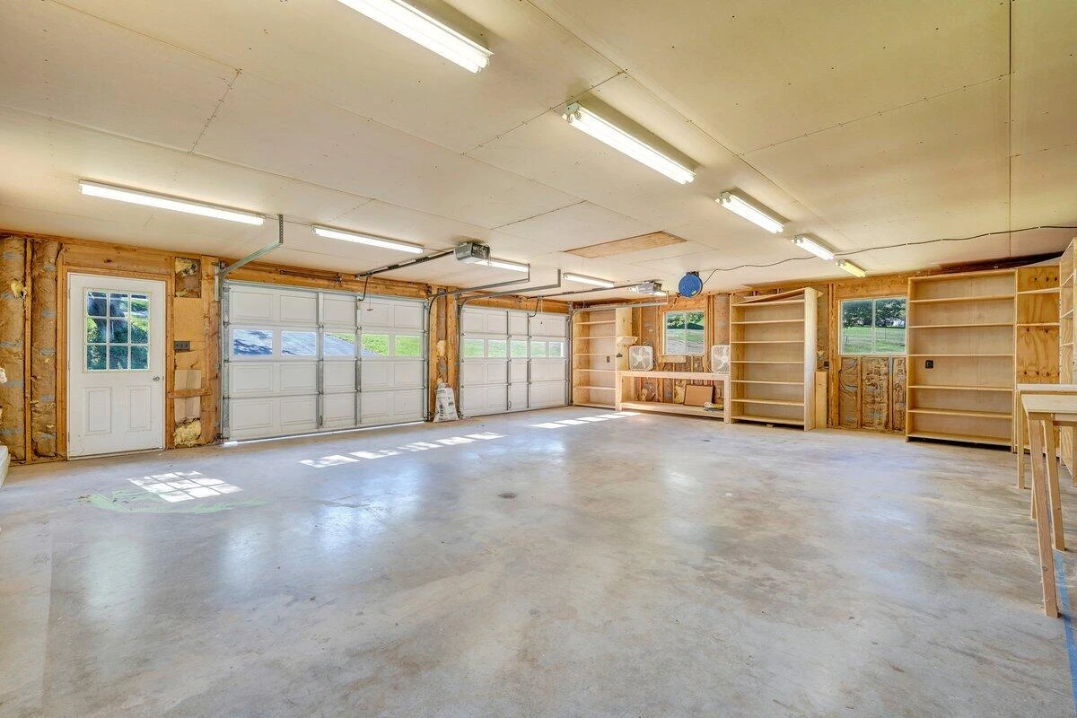 930 Farmington RD - Photo 62