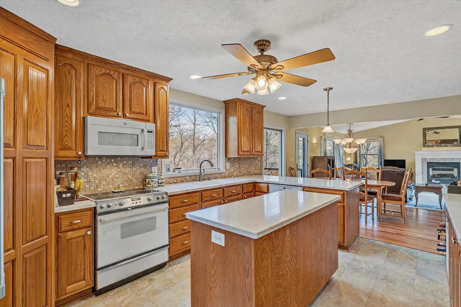 1085 Carters Island RD - Photo 16