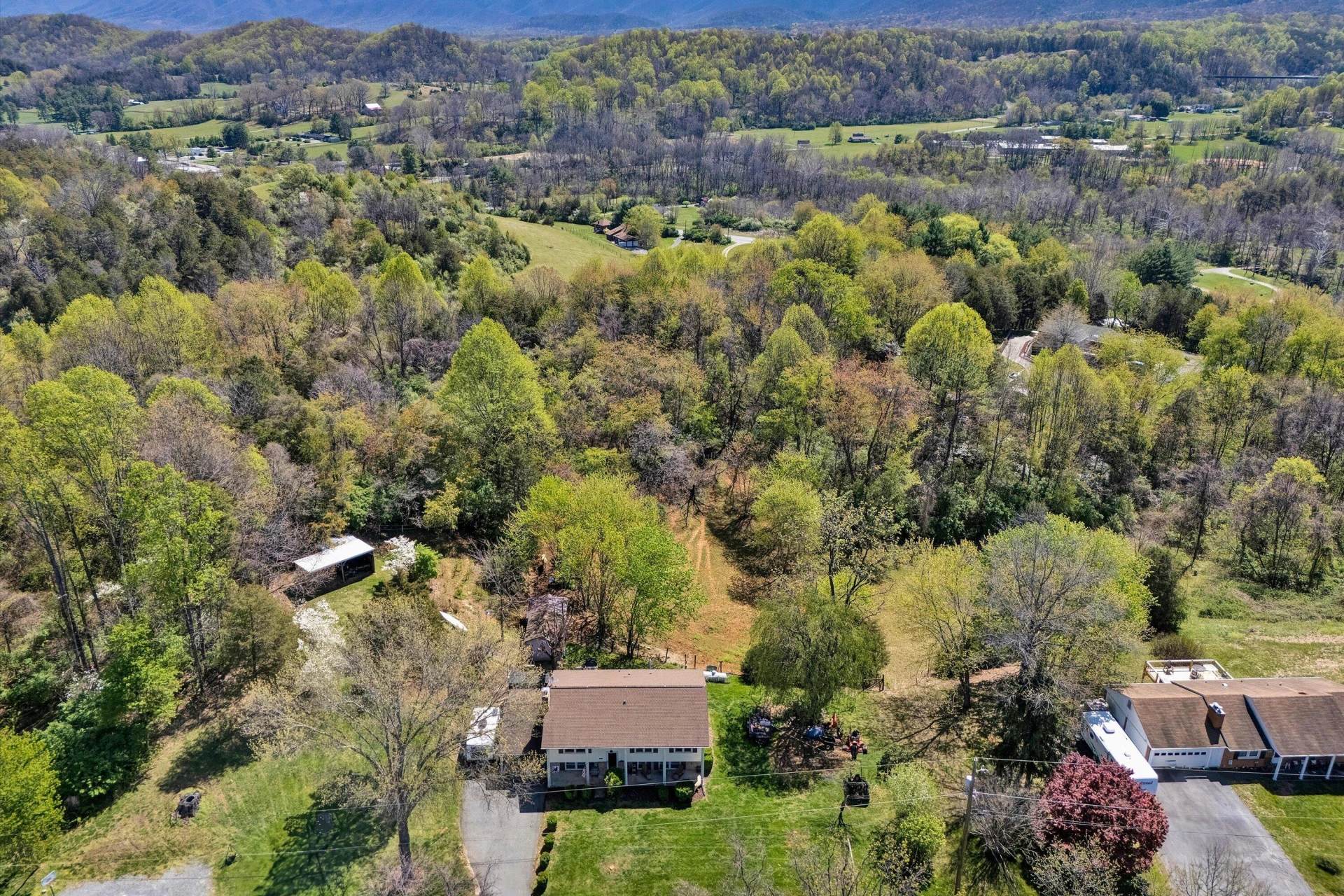 262 Mountain View RD - Photo 3