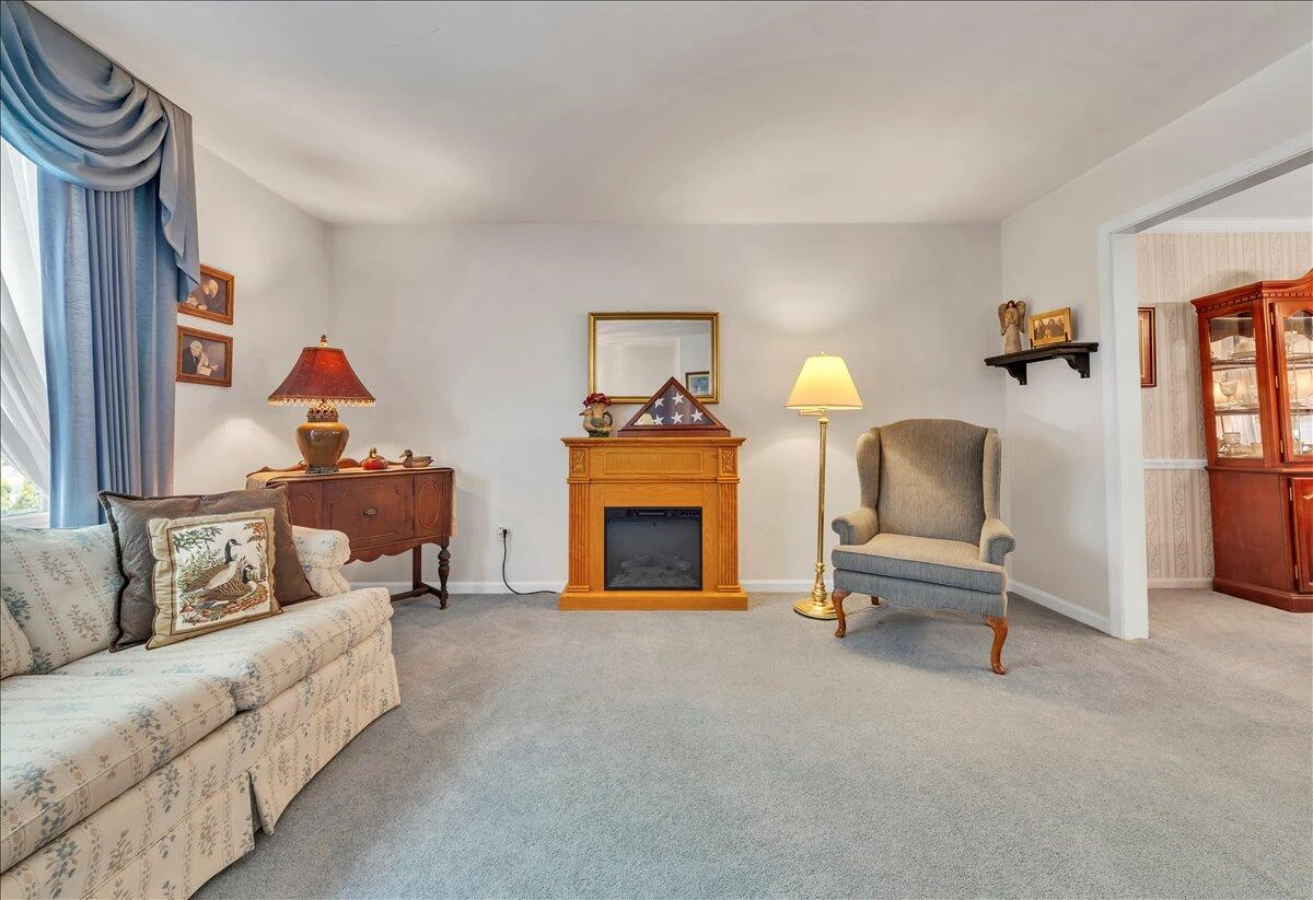 812 Knollwood DR - Photo 13