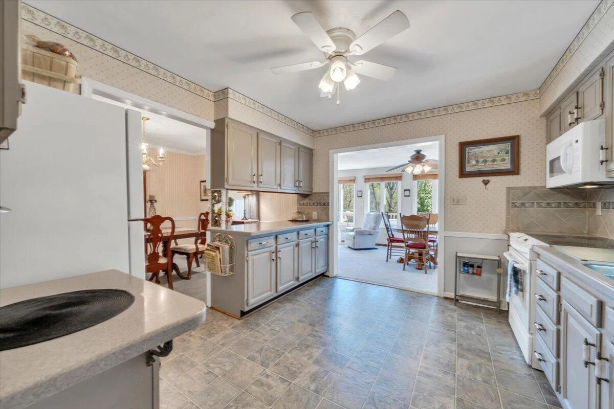 812 Knollwood DR - Photo 19