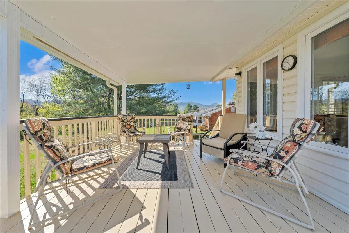 812 Knollwood DR - Photo 23