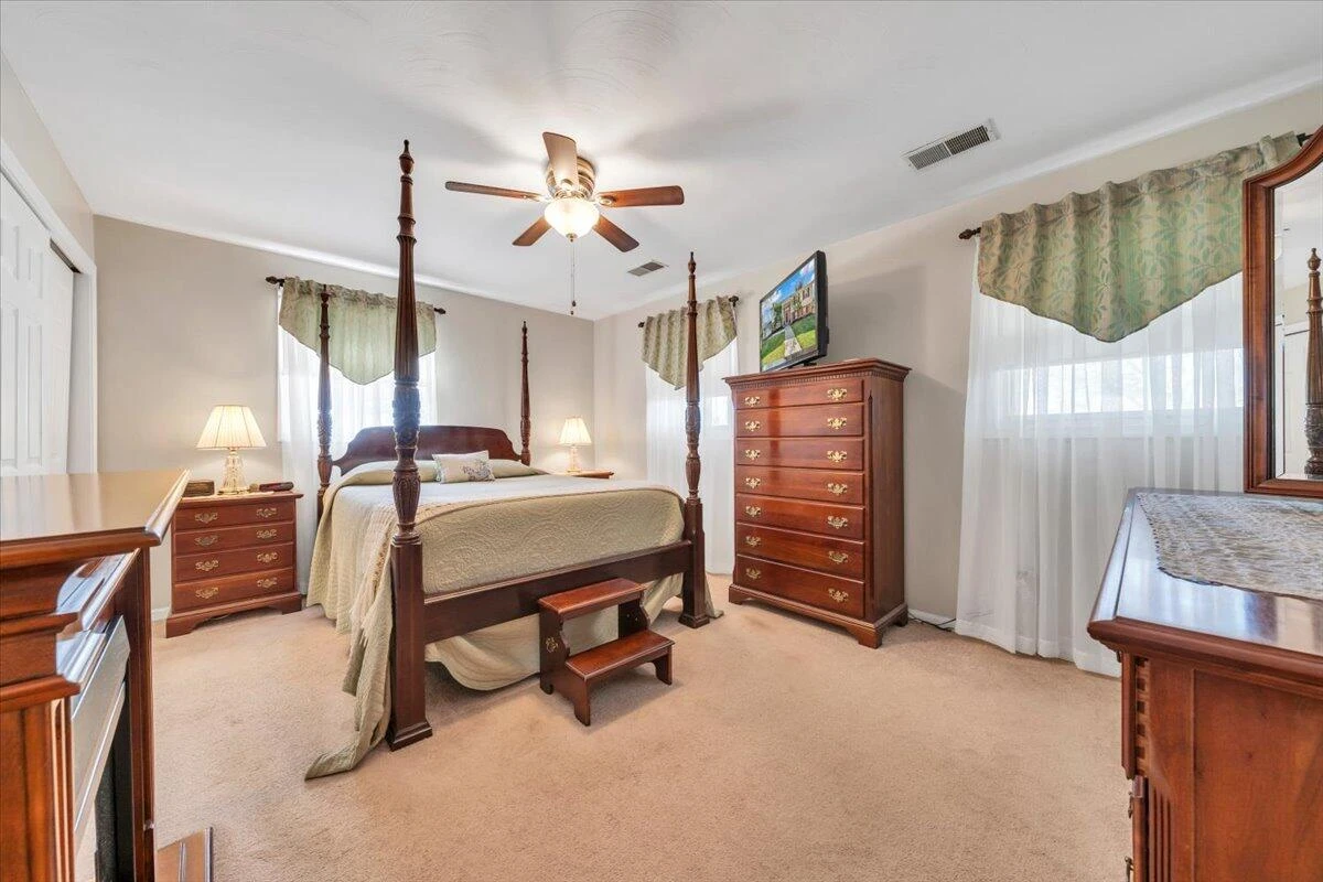 812 Knollwood DR - Photo 33