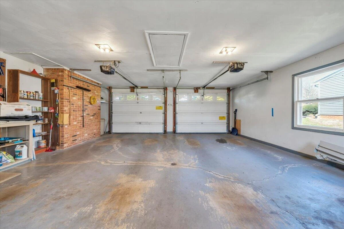 812 Knollwood DR - Photo 37
