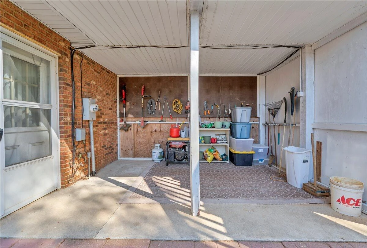 812 Knollwood DR - Photo 42