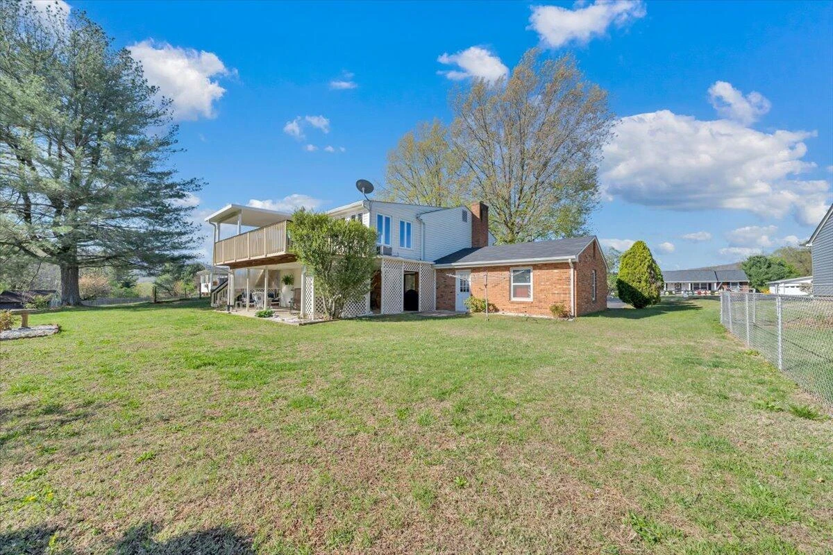 812 Knollwood DR - Photo 43