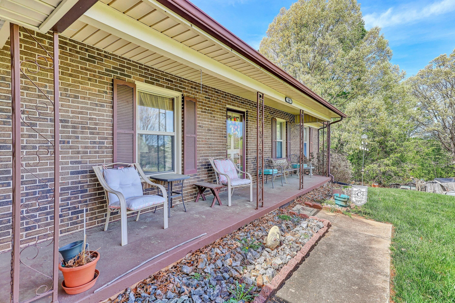 509 Carver RD - Photo 4