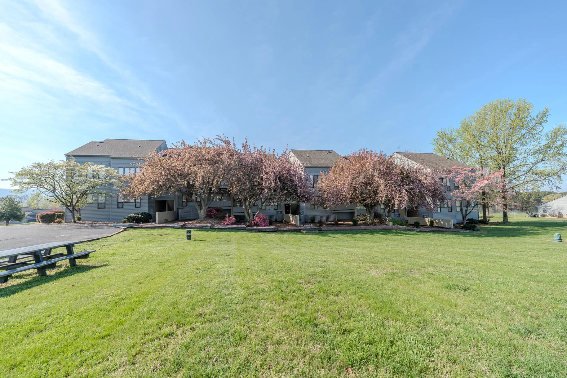 25 Clubhouse Towers CIR #UNIT 707 - Photo 8