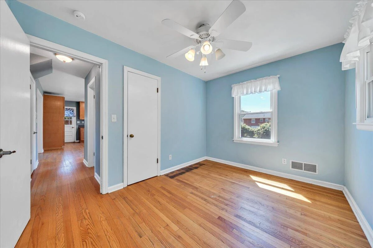 3717 Thompsons LN - Photo 17