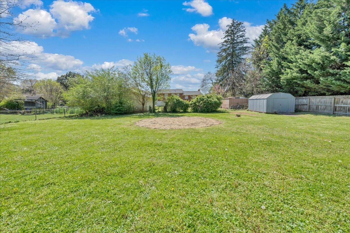 3717 Thompsons LN - Photo 30